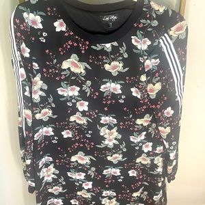 Very comfy Black flower dress